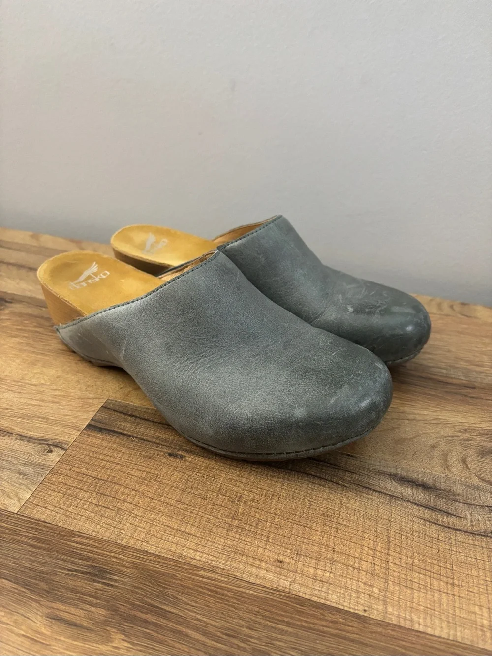 Dansko Talulah Leather Slip On Clog Shoes Mules Light Teal Women’s - Picture 1 of 10